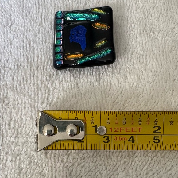 Dichroic Fused Glass Polar Bear And Northern Lights Brooch Pendant - Picture 4 of 6